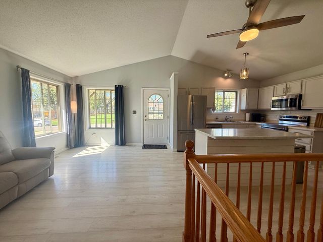 3818 Strathmore Lane SE, Rochester, MN 55904