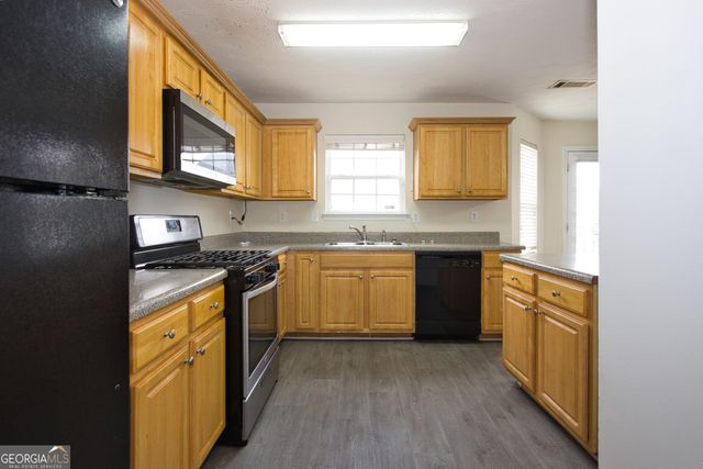 4333 Beaver Tree Street, Loganville, GA 30052