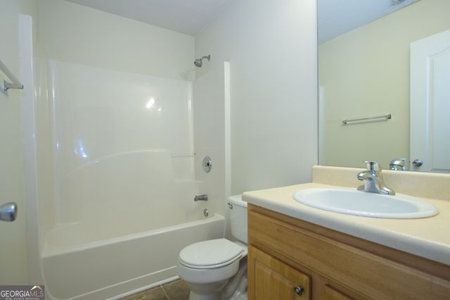 4333 Beaver Tree Street, Loganville, GA 30052