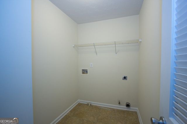 4333 Beaver Tree Street, Loganville, GA 30052