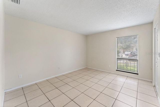 918 OTTO VILLA PLACE 9, Tampa, FL 33612