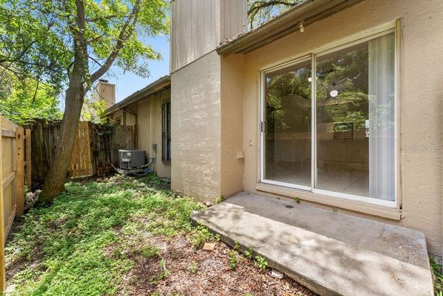 918 OTTO VILLA PLACE 9, Tampa, FL 33612