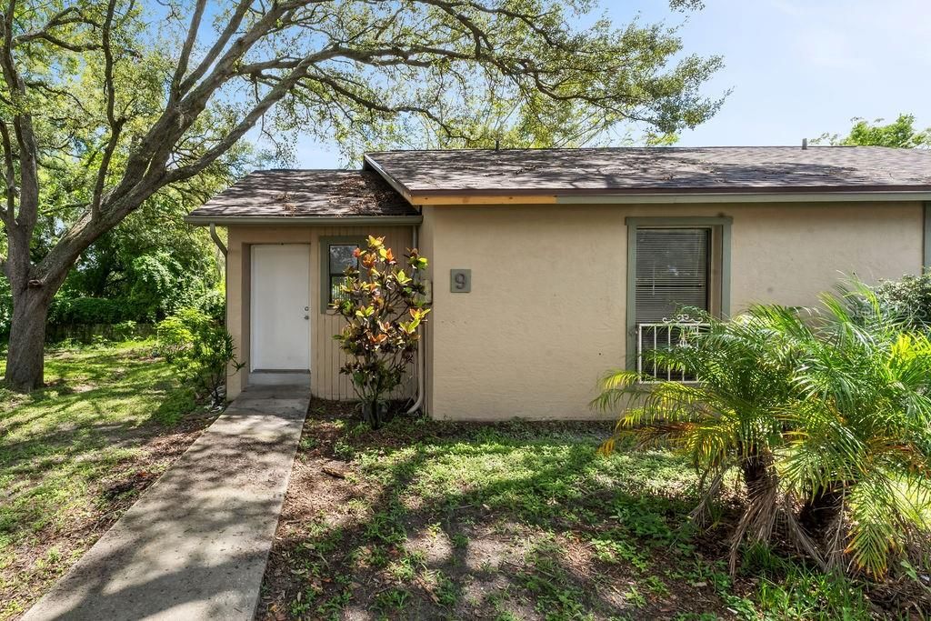 918 OTTO VILLA PLACE 9, Tampa, FL 33612