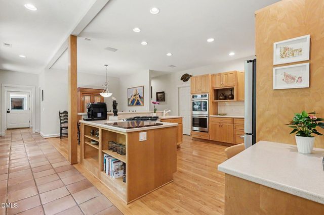 101 Bolinas Way, Chapel Hill, NC 27517