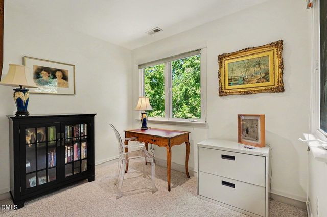 101 Bolinas Way, Chapel Hill, NC 27517