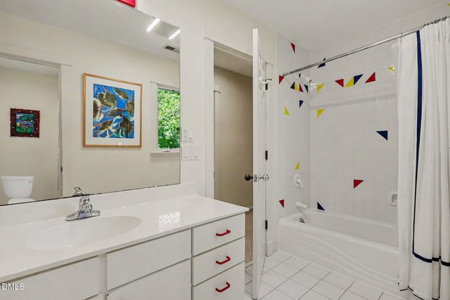 101 Bolinas Way, Chapel Hill, NC 27517