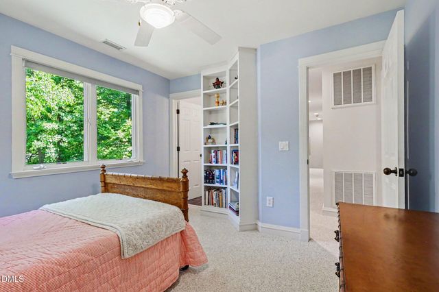 101 Bolinas Way, Chapel Hill, NC 27517