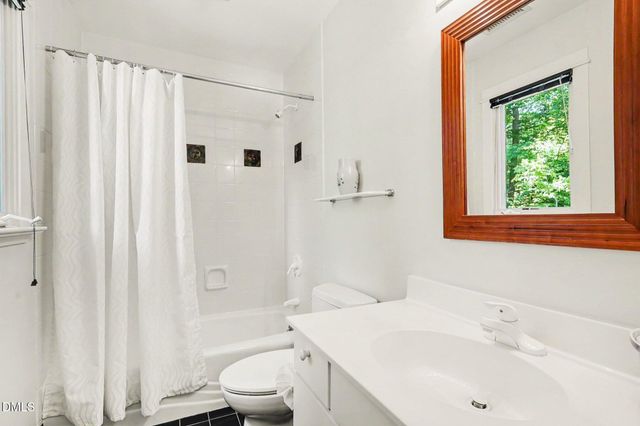 101 Bolinas Way, Chapel Hill, NC 27517