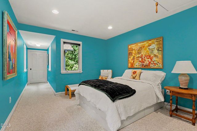 101 Bolinas Way, Chapel Hill, NC 27517