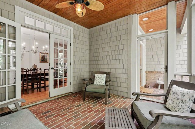 101 Bolinas Way, Chapel Hill, NC 27517
