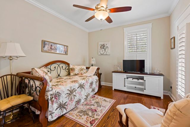 43 Cottage Dr., Murrells Inlet, SC 29576