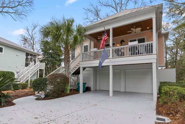 43 Cottage Dr., Murrells Inlet, SC 29576