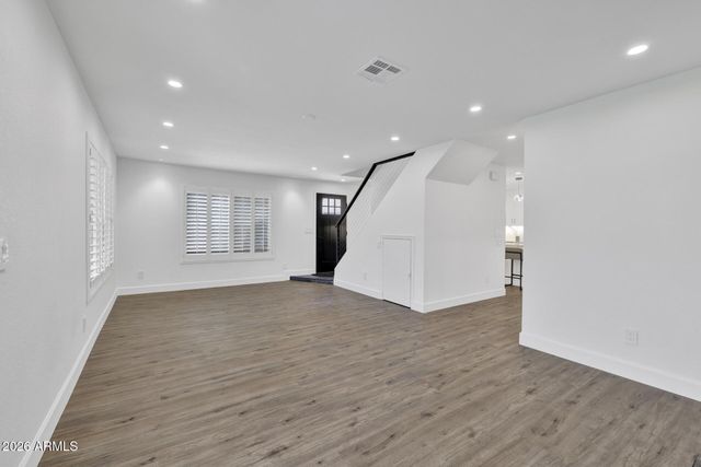 4760 W WAHALLA Lane, Glendale, AZ 85308