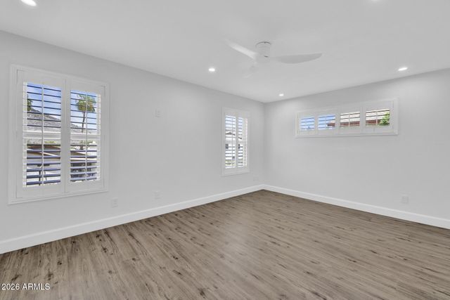 4760 W WAHALLA Lane, Glendale, AZ 85308