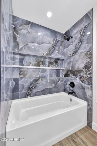 4760 W WAHALLA Lane, Glendale, AZ 85308