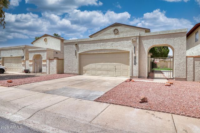 4760 W WAHALLA Lane, Glendale, AZ 85308