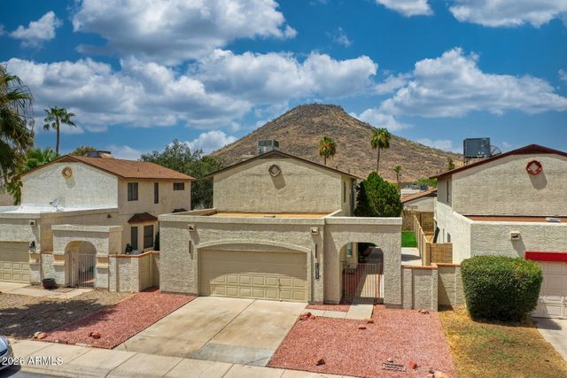 4760 W WAHALLA Lane, Glendale, AZ 85308
