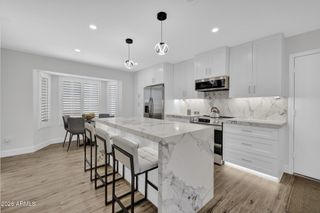 4760 W WAHALLA Lane, Glendale, AZ 85308