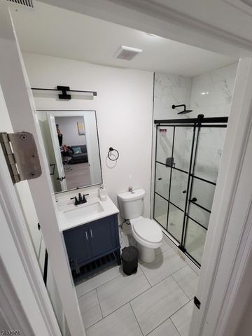 96 Montgomery St, Paterson City, NJ 07501