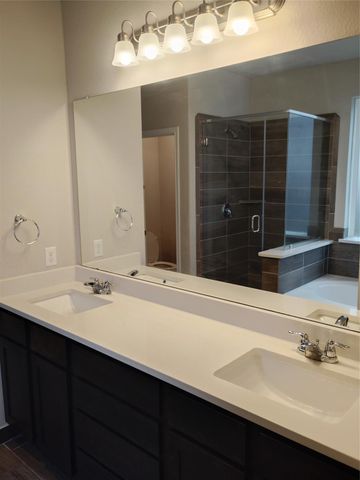 85 Carmel Drive, Manvel, TX 77578