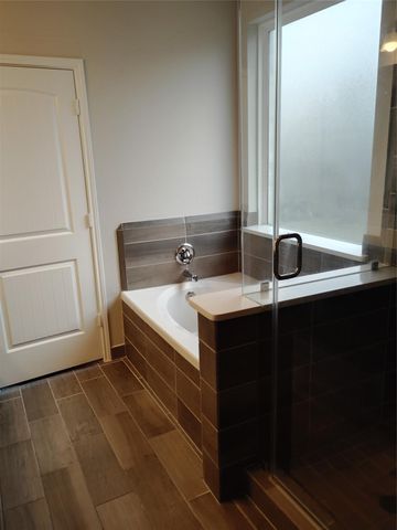 85 Carmel Drive, Manvel, TX 77578