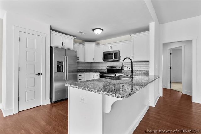 5511 Limestone Creek Drive, Charlestown, IN 47111