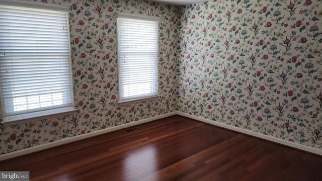 2 TALON CT, Sewell, NJ 08080