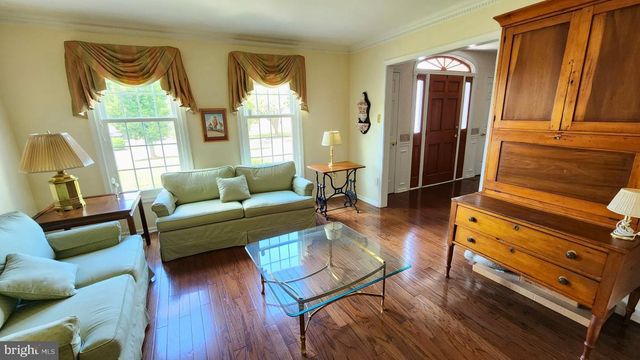 2 TALON CT, Sewell, NJ 08080