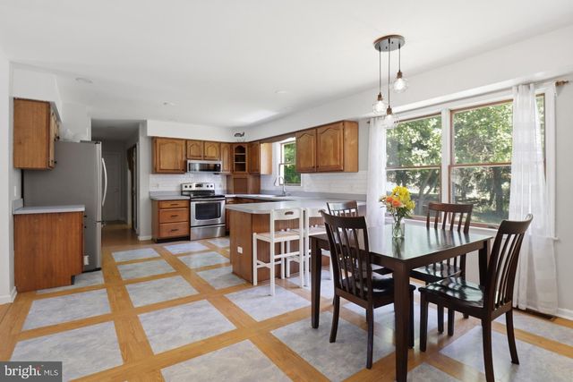 17 FARM HOUSE RD, Newark, DE 19711