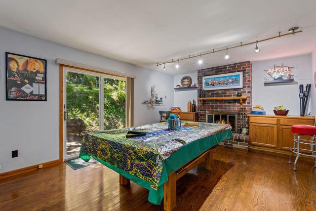 S27W30015 N Bethesda CIRCLE, Waukesha, WI 53188