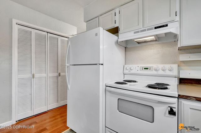 3949 Starburst Circle, Anchorage, AK 99517