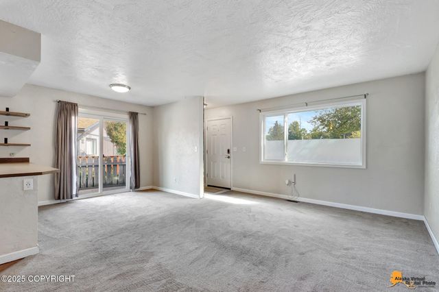 3949 Starburst Circle, Anchorage, AK 99517