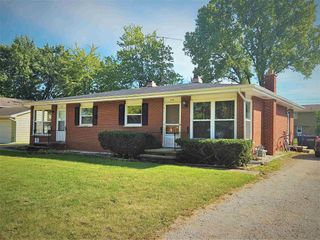 817 W GRUENWALD AVENUE, Oshkosh, WI 54901