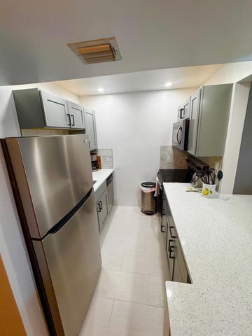 2565 S Ocean 2060 Boulevard 2060, Palm Beach, FL 33480