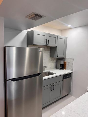 2565 S Ocean 2060 Boulevard 2060, Palm Beach, FL 33480