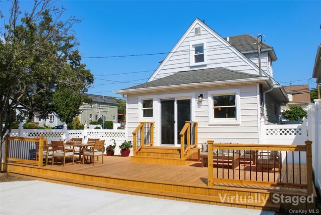 9 Franklin Street, East Rockaway, NY 11518