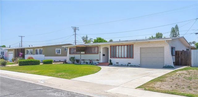 2200 E Blanchard, Anaheim, CA 92806