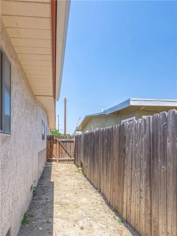 2200 E Blanchard, Anaheim, CA 92806