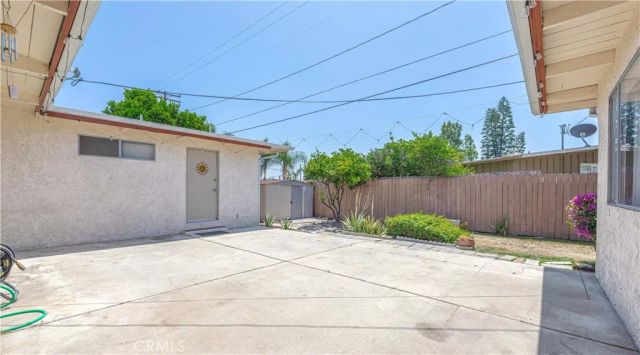 2200 E Blanchard, Anaheim, CA 92806