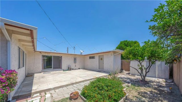 2200 E Blanchard, Anaheim, CA 92806