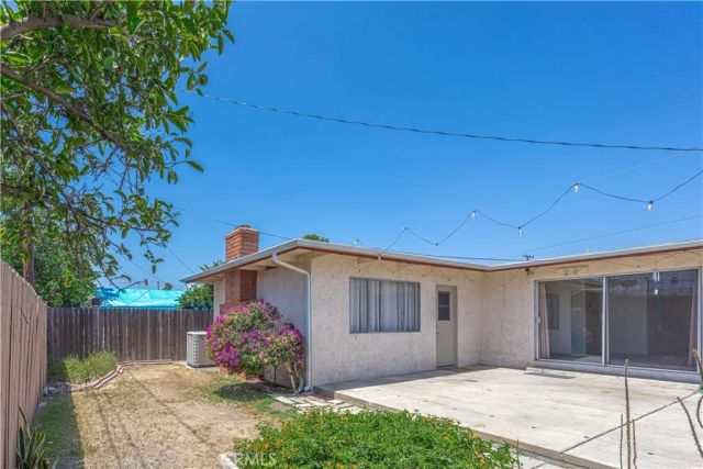 2200 E Blanchard, Anaheim, CA 92806