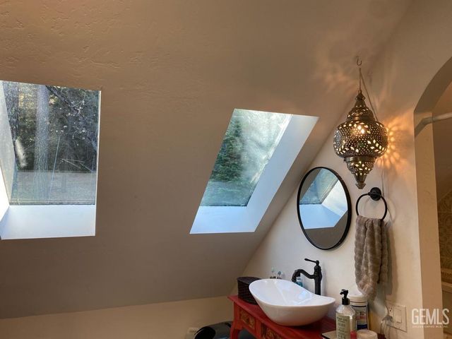 0 Confidential, Havilah, CA 93518