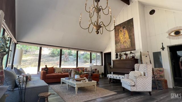 0 Confidential, Havilah, CA 93518