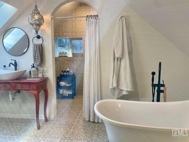 0 Confidential, Havilah, CA 93518