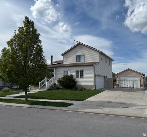 1855 E BOULDER ST, Eagle Mountain, UT 84005
