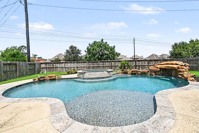 10019 Cypress Path, Missouri City, TX 77459