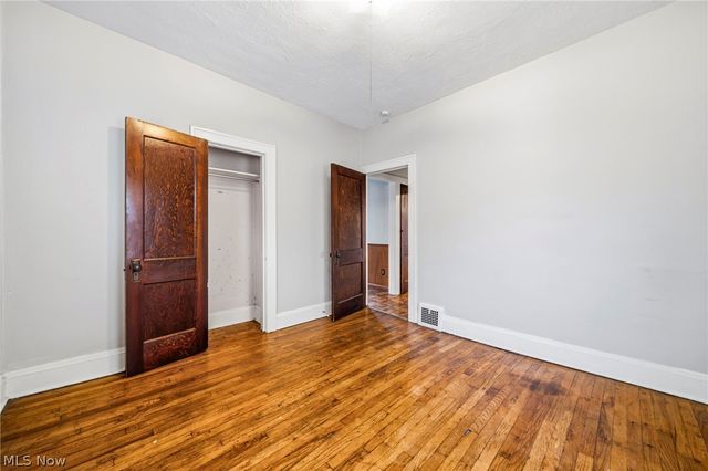 4697 E 85th Street, Garfield Heights, OH 44125