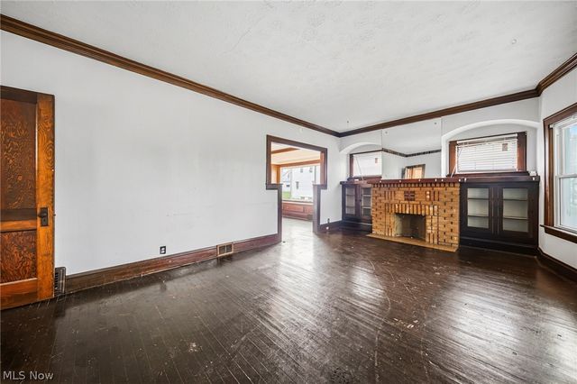 4697 E 85th Street, Garfield Heights, OH 44125