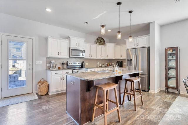 374 Moses Rhyne Drive, Mount Holly, NC 28120