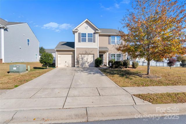 374 Moses Rhyne Drive, Mount Holly, NC 28120